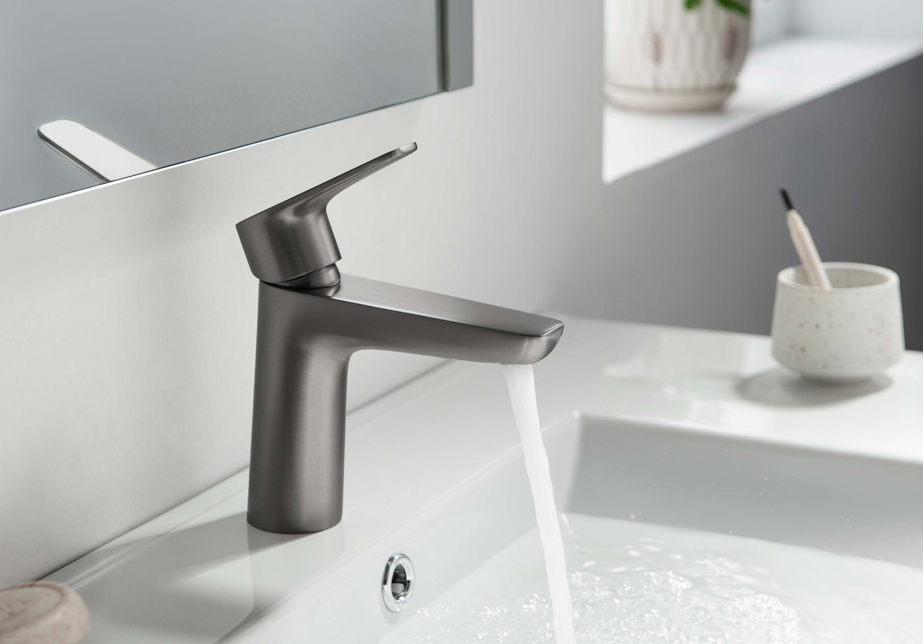 Смеситель Aquatek Бетта 98 AQ1110BGM для раковины