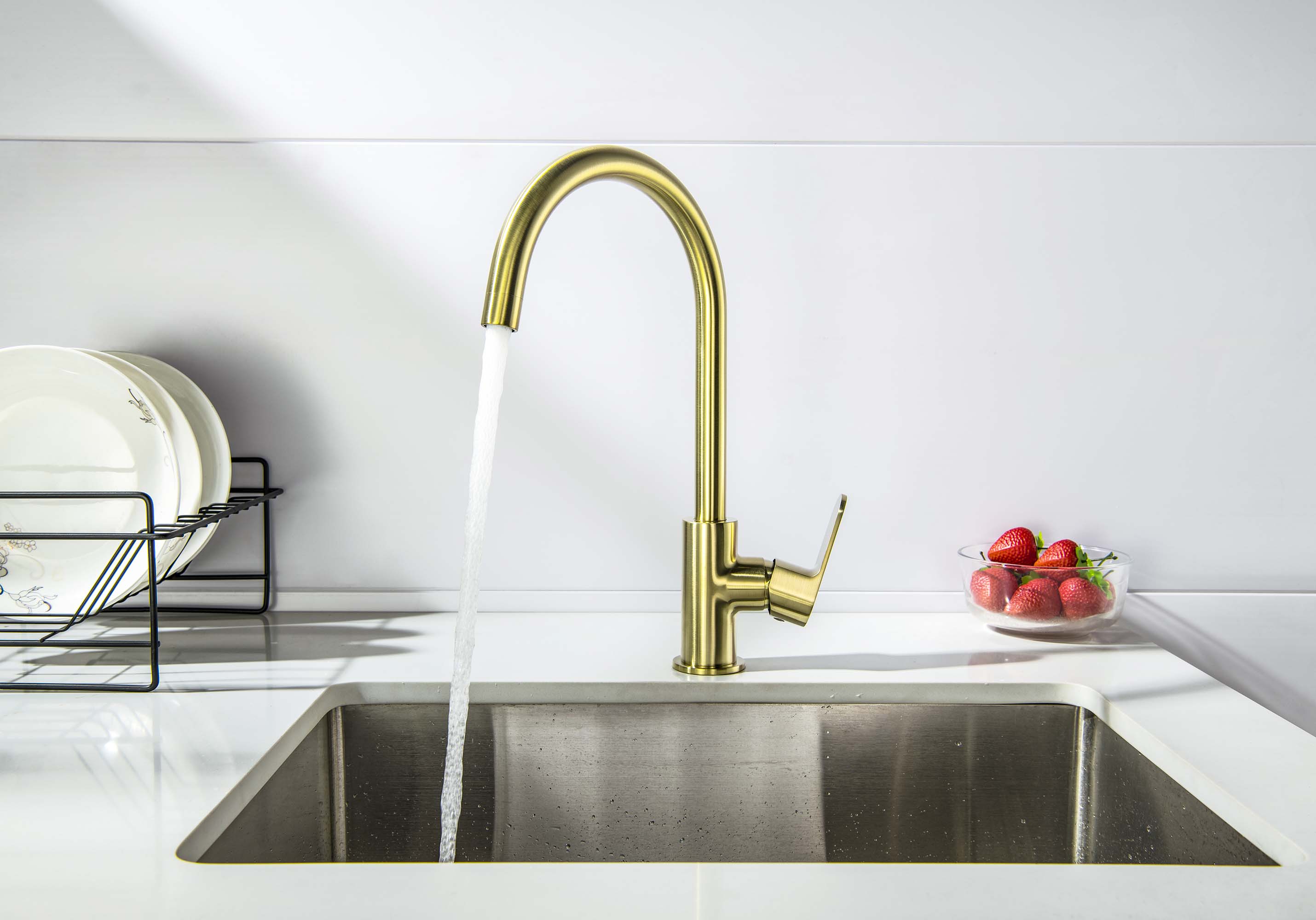 Смеситель Aquatek Оберон AQ1282BG для кухни