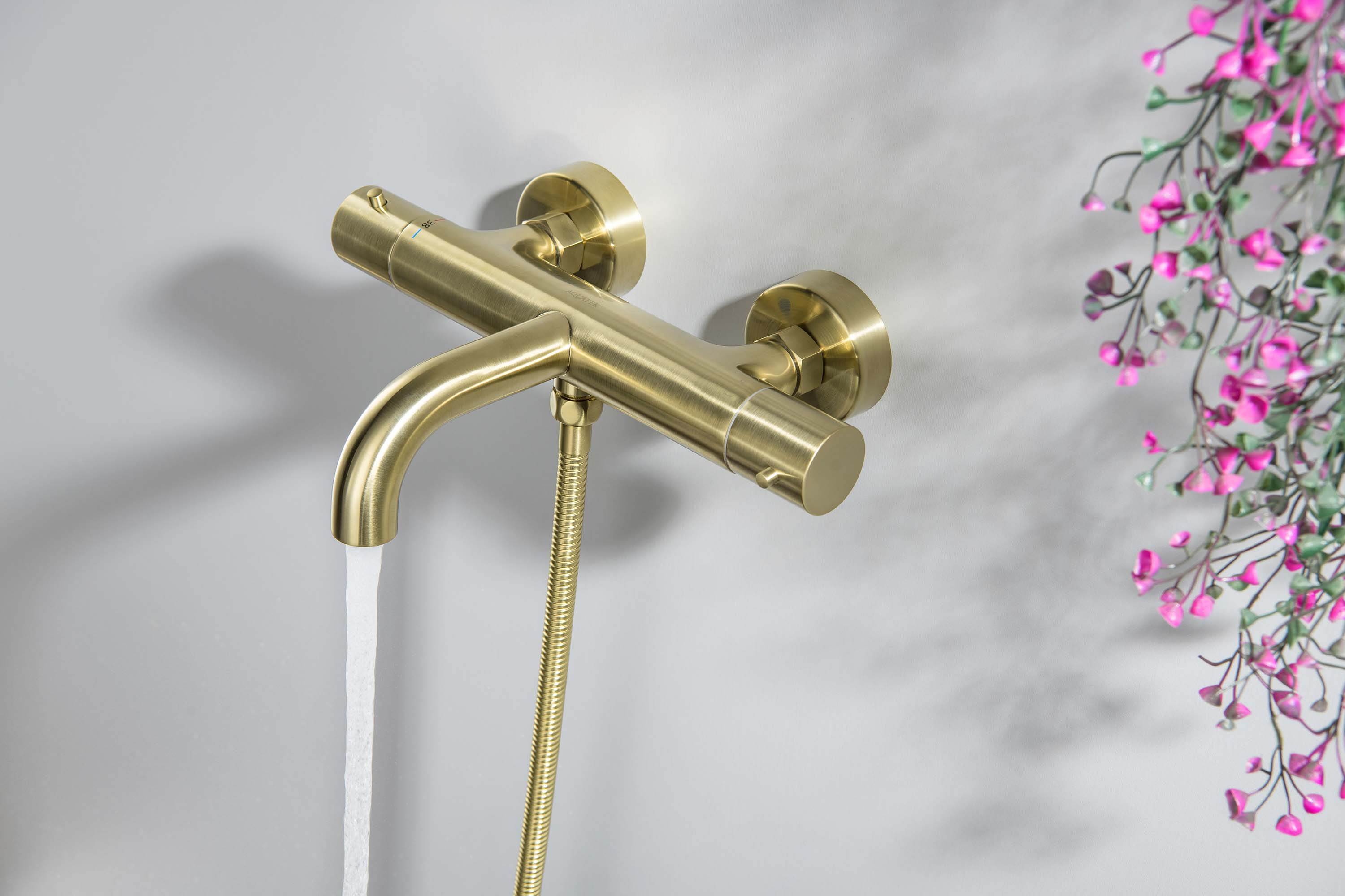 Термостатический смеситель Aquatek Европа AQ1343BG для ванны