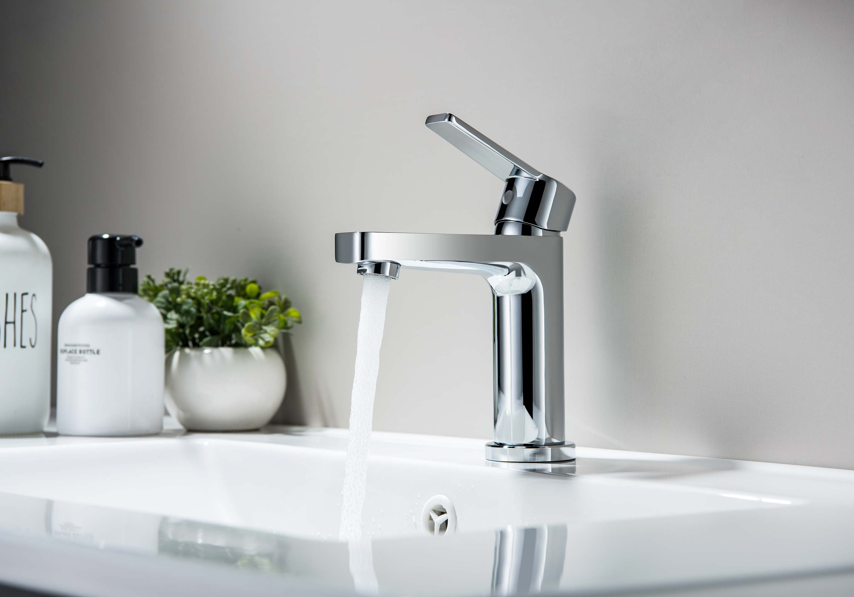 Смеситель Aquatek Лугано AQ1710CR для раковины