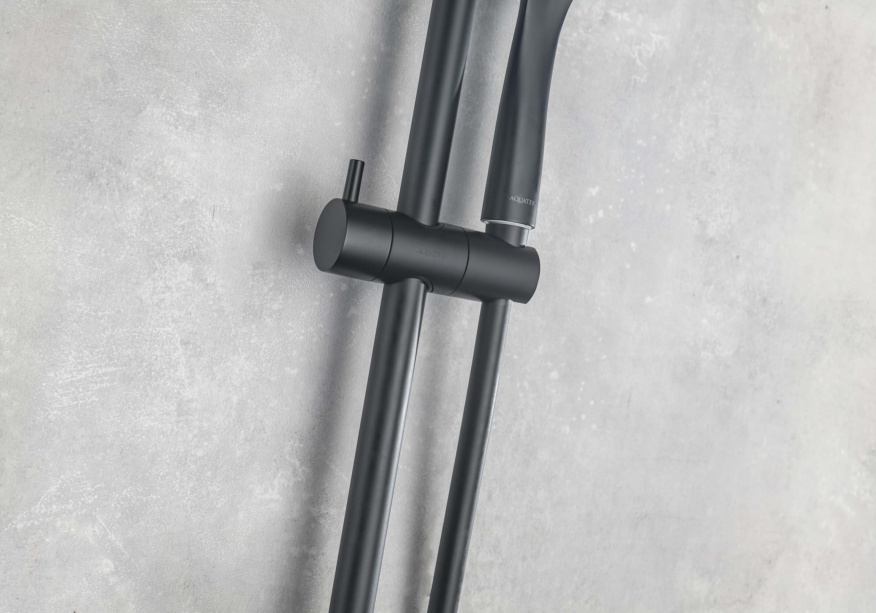 Комплект для ванны и душа Aquatek Вега AQ1074MB