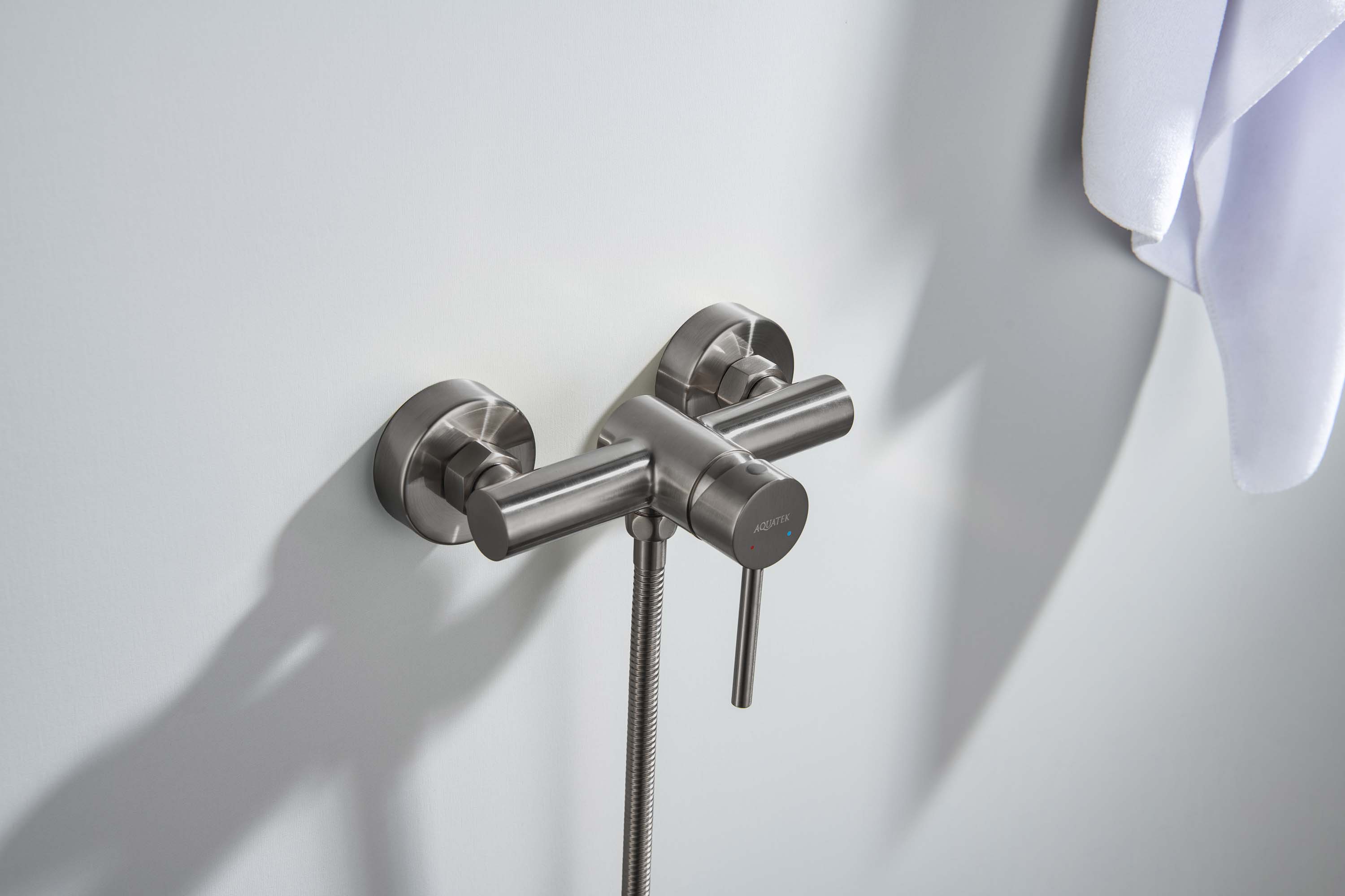 Смеситель Aquatek Европа AQ1360BGM для душа