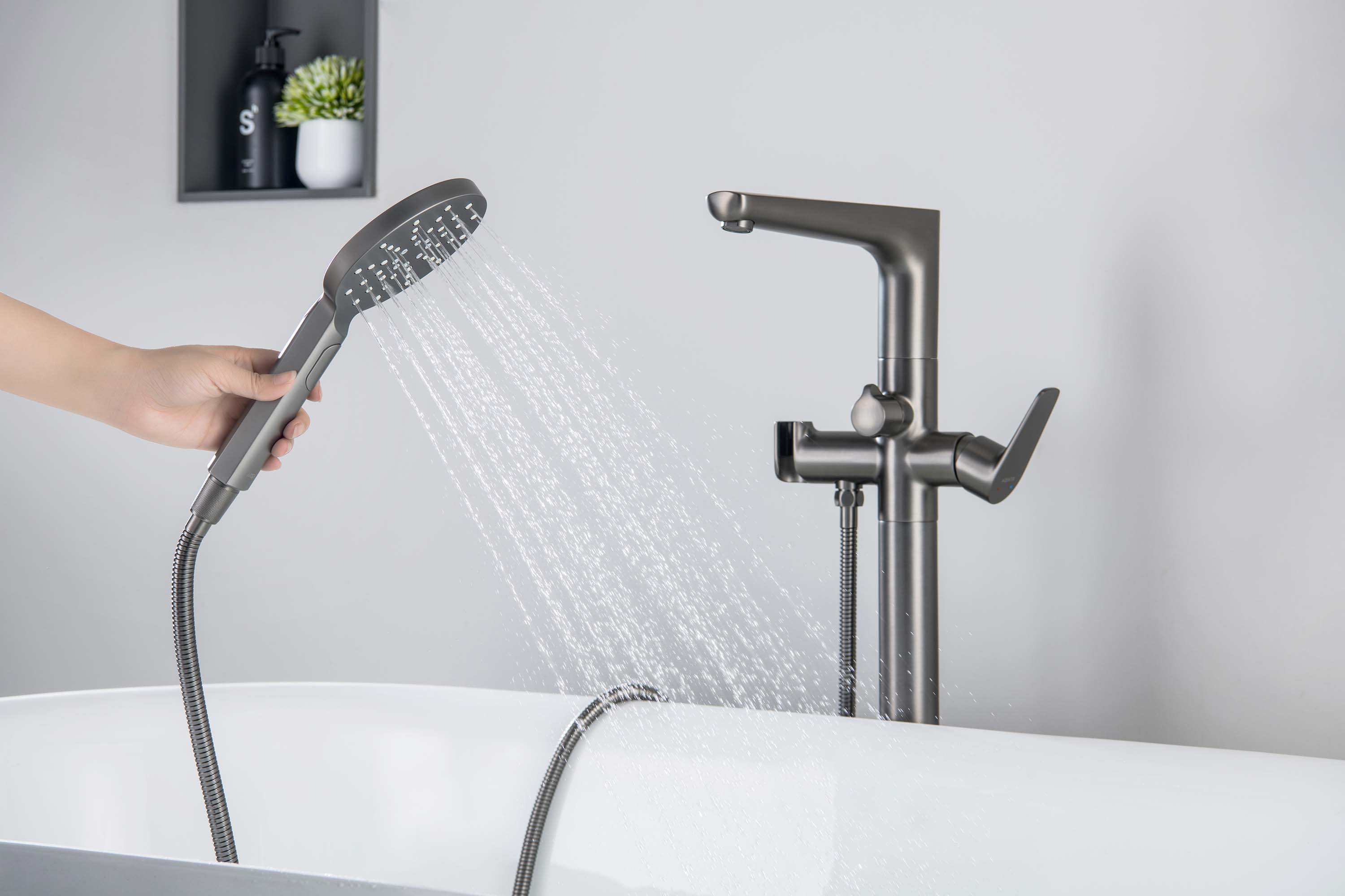 Смеситель Aquatek Бетта AQ1145BGM для ванны напольный