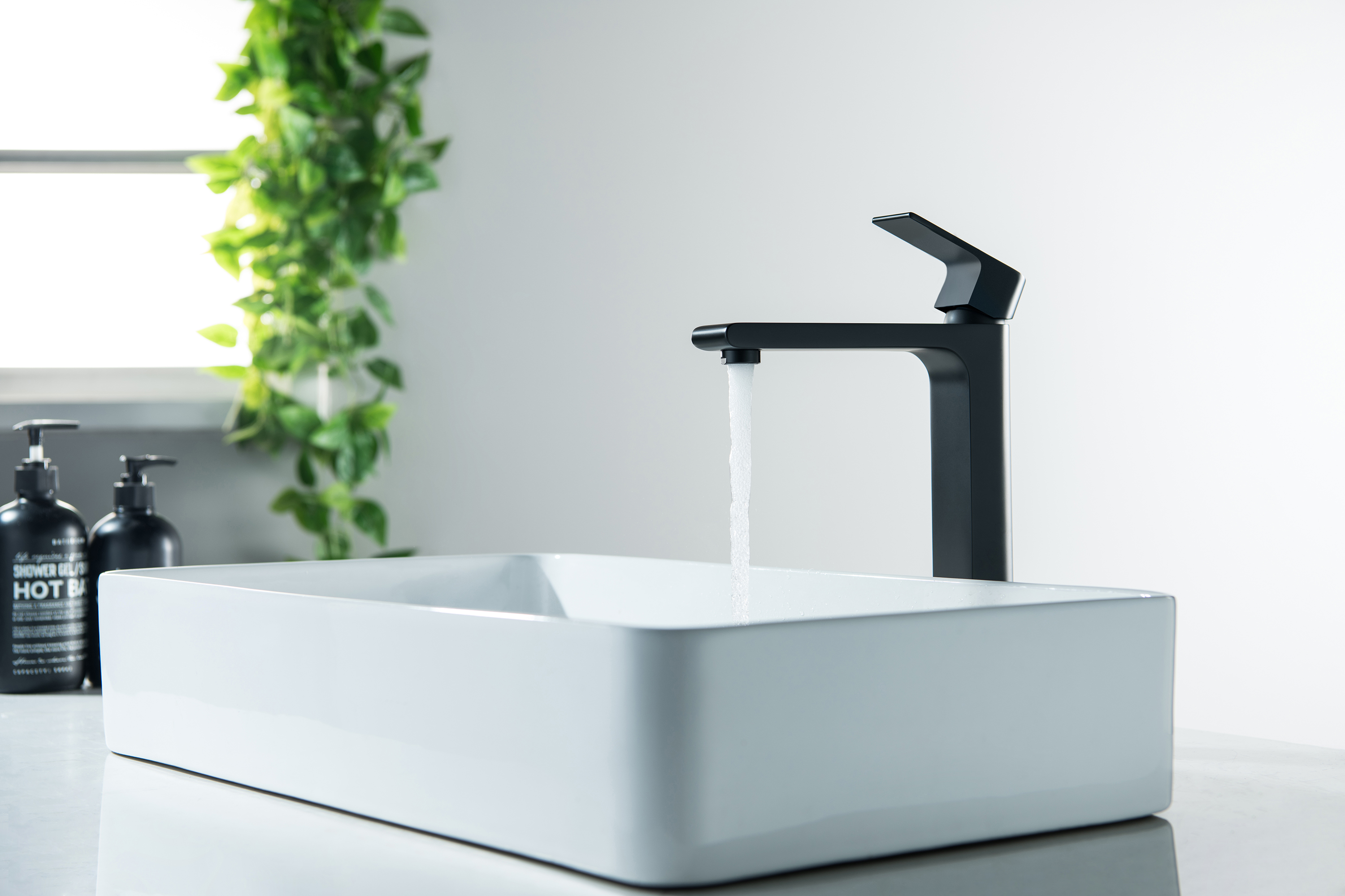 Смеситель Aquatek Лира AQ1404MB для раковины