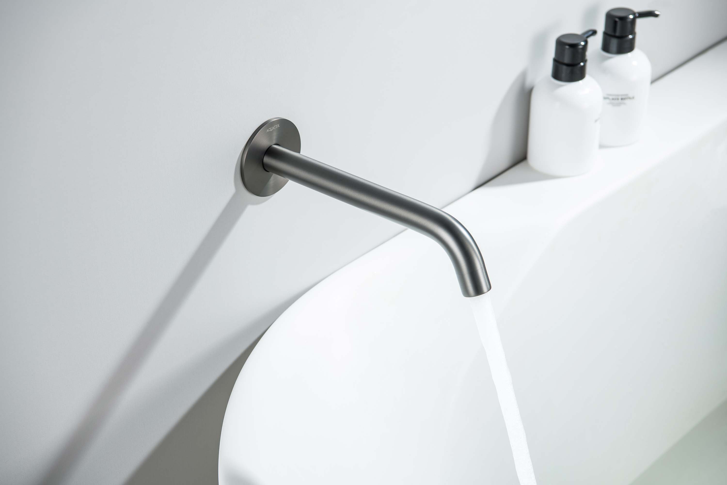 Излив для ванны Aquatek Европа AQ1341BGM