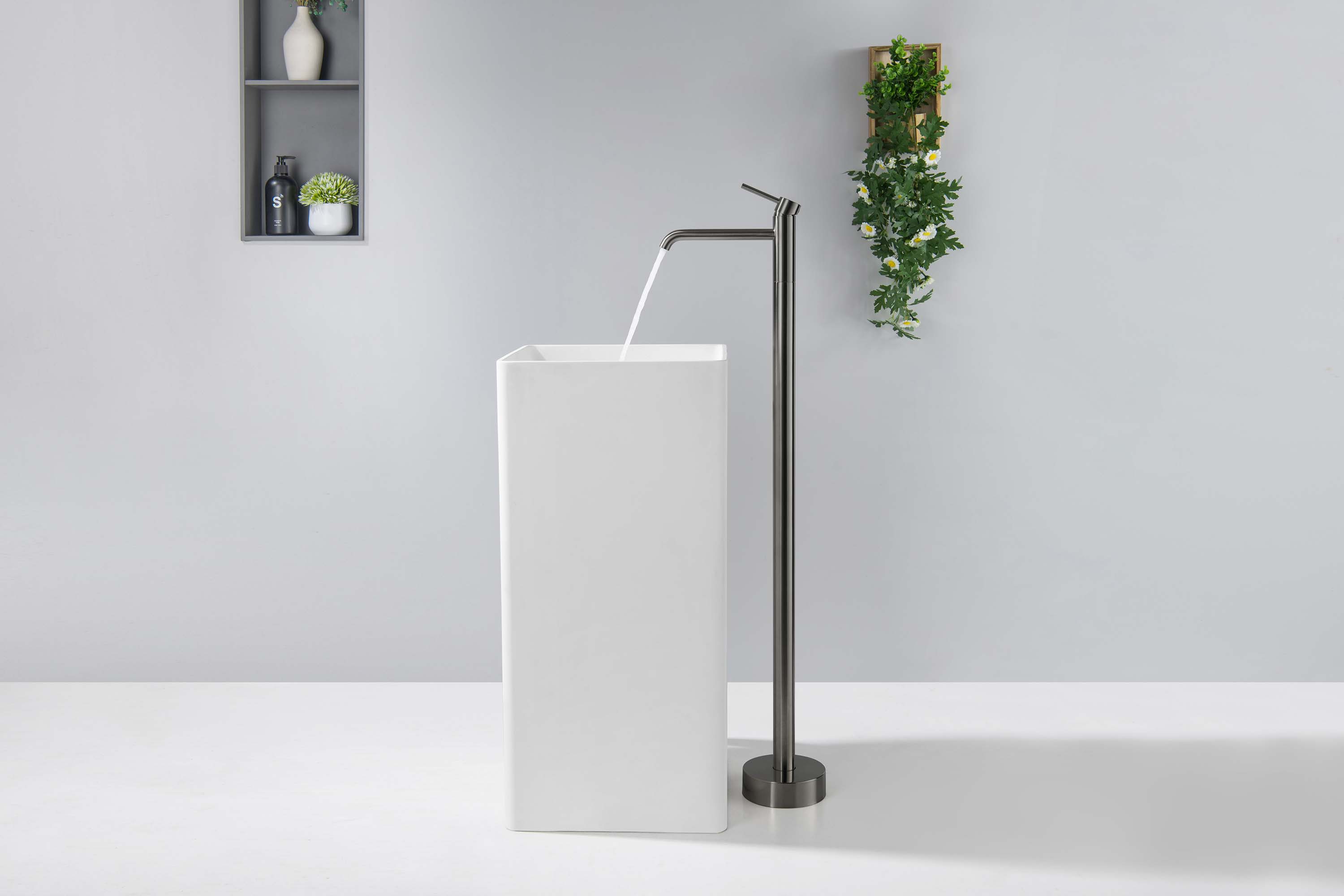 Смеситель Aquatek Европа AQ1309BGM для раковины напольный