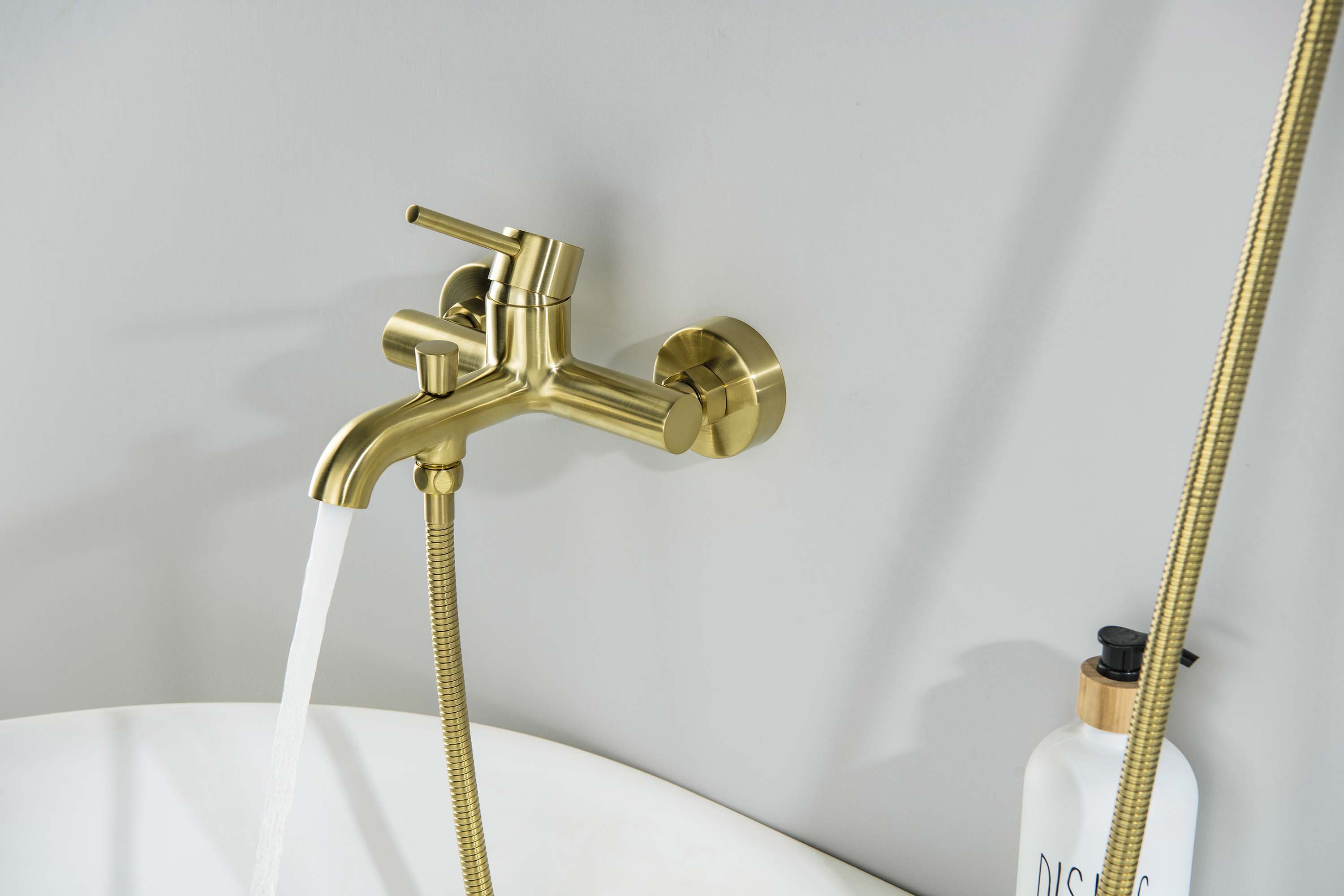 Смеситель для ванны с душевым набором Aquatek Европа AQ1349BG