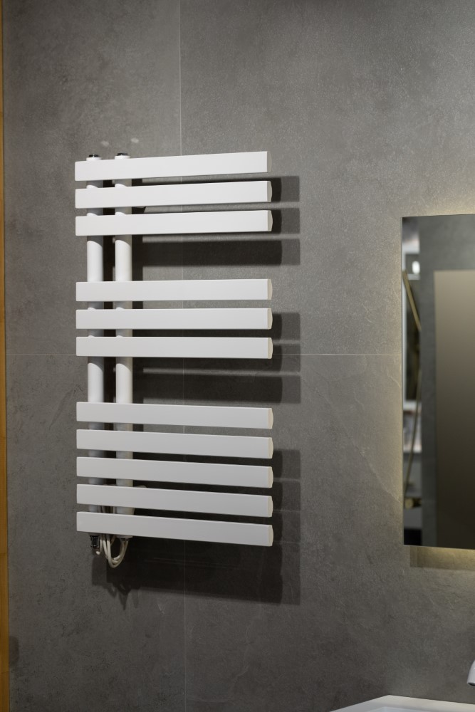 Полотенцесушитель электрический Boheme VENTURO MATT WHITE 721-MW
