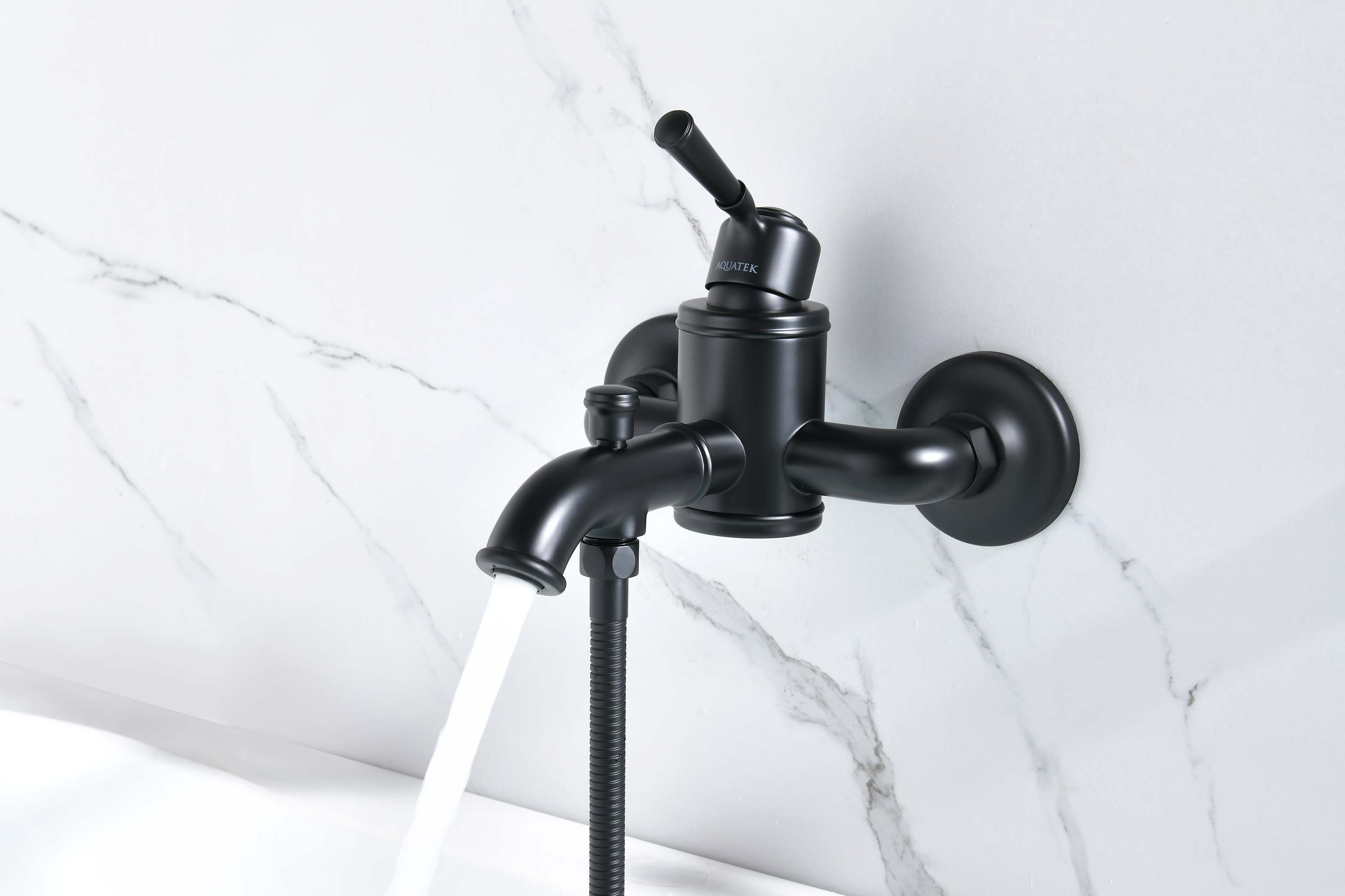 Смеситель Aquatek Классик AQ1540MB для ванны