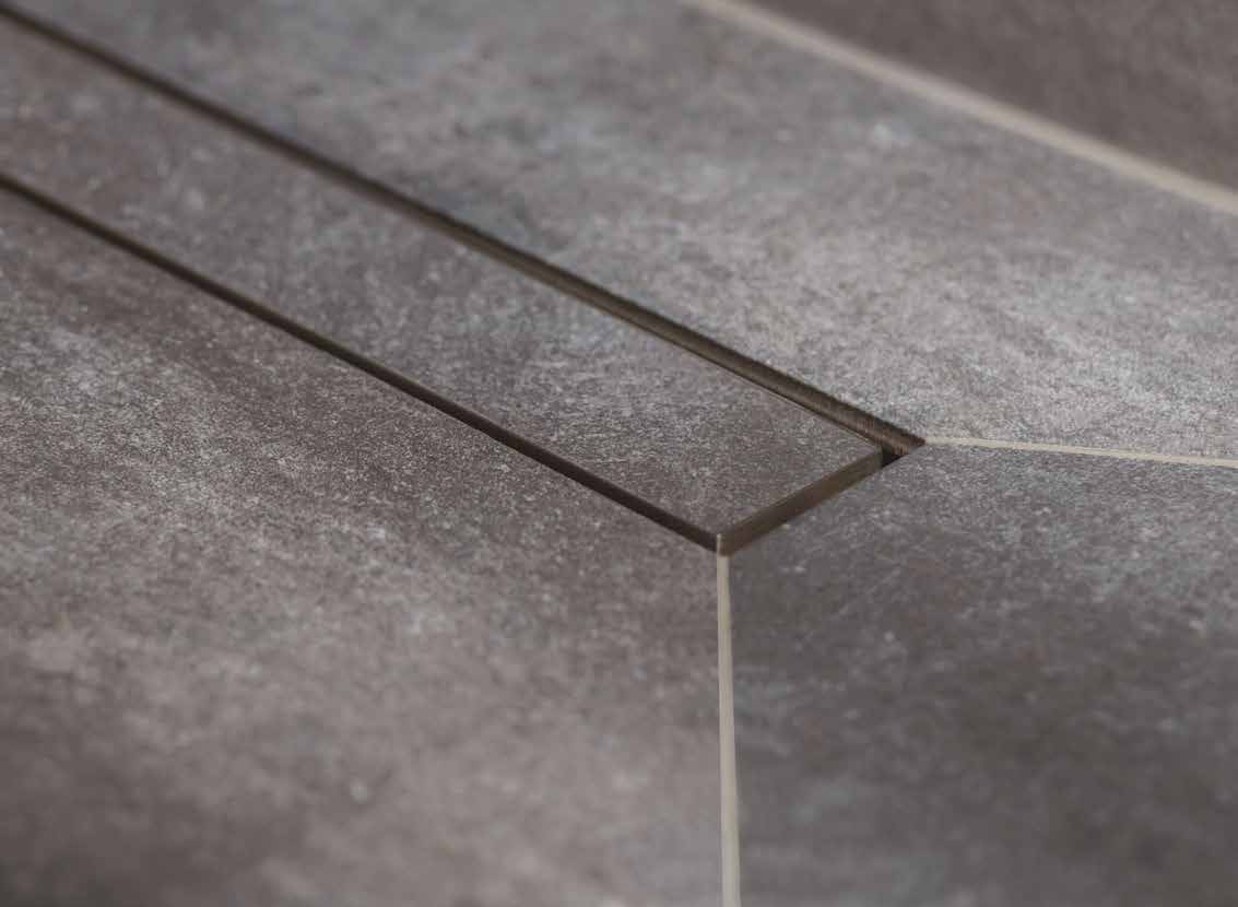 Frameless line 450 линейный трап PESTAN