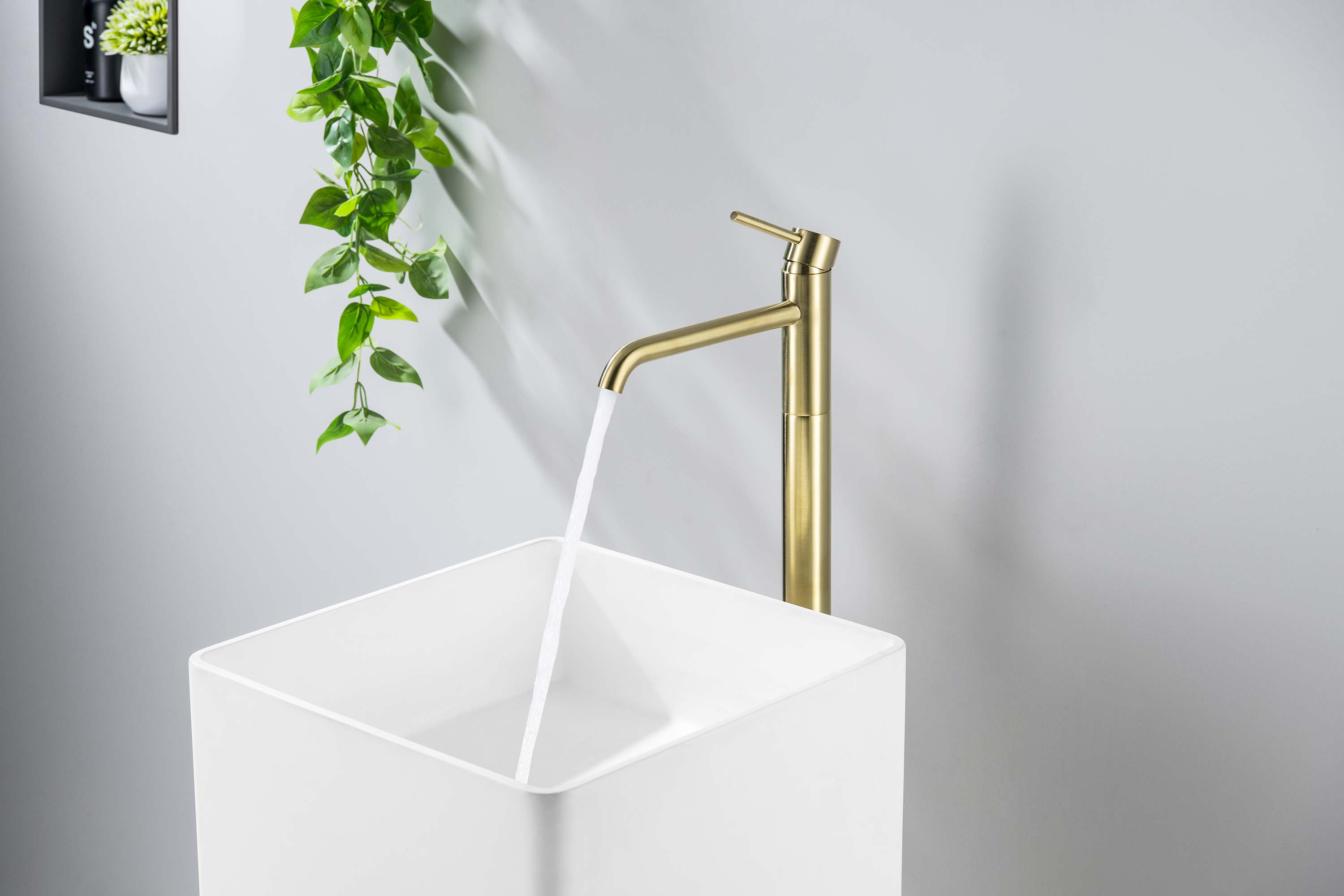 Смеситель Aquatek Европа AQ1309BG для раковины напольный