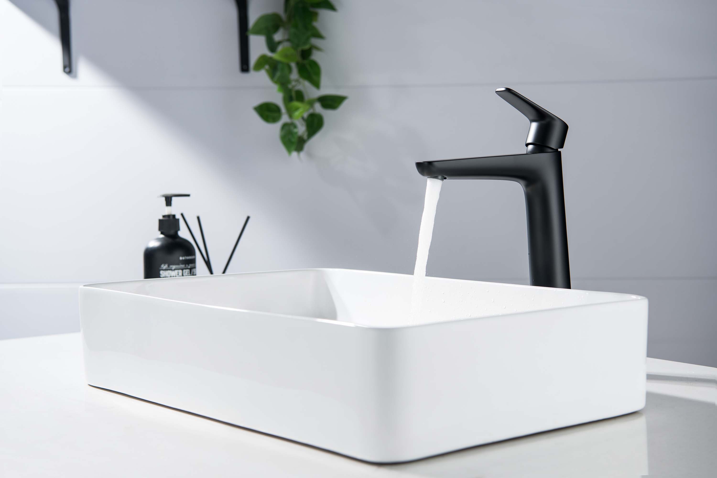 Смеситель Aquatek Бетта 230 AQ1104MB для раковины