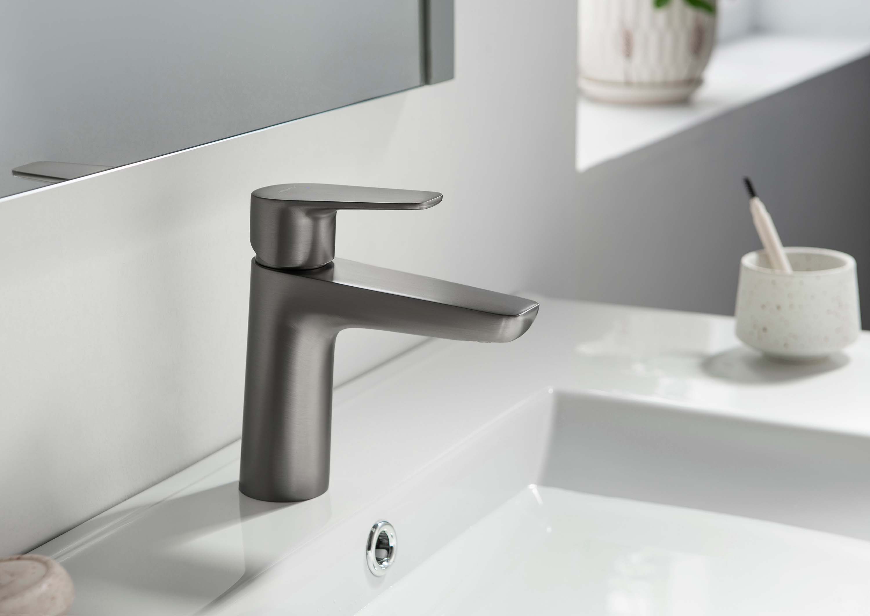 Смеситель Aquatek Бетта 98 AQ1110BGM для раковины