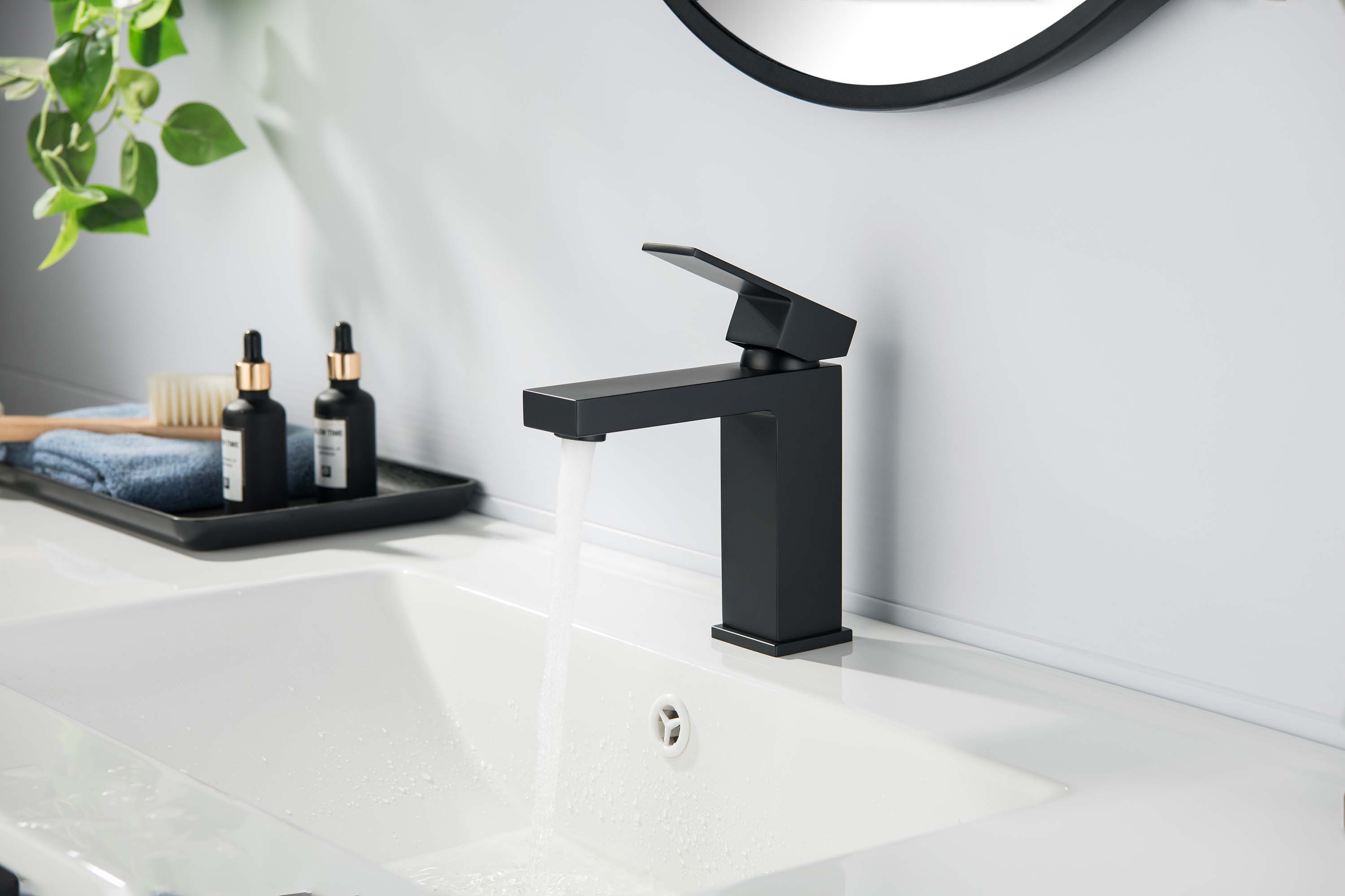 Смеситель Aquatek Либра AQ1610MB для раковины