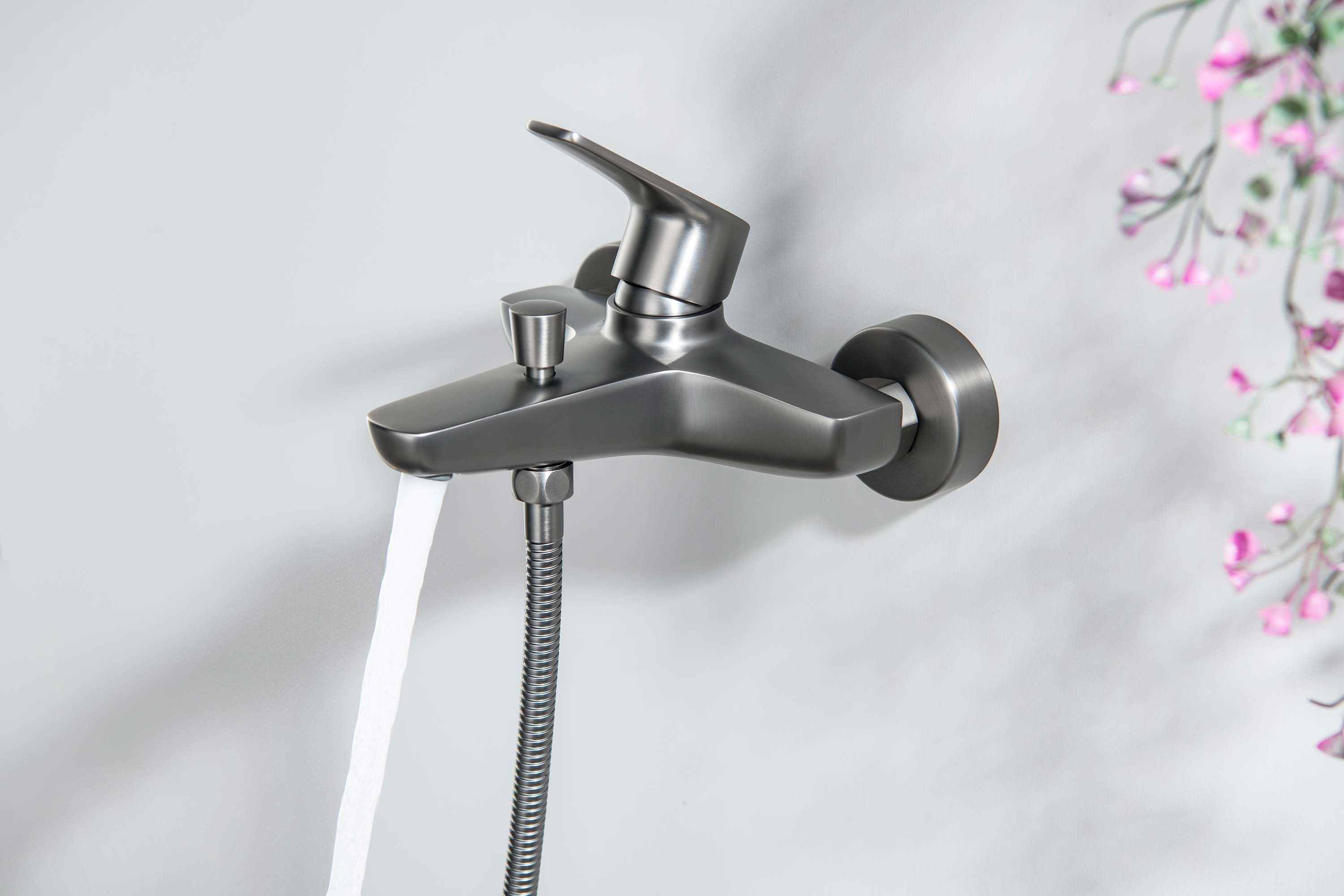 Смеситель Aquatek Бетта AQ1140BGM для ванны