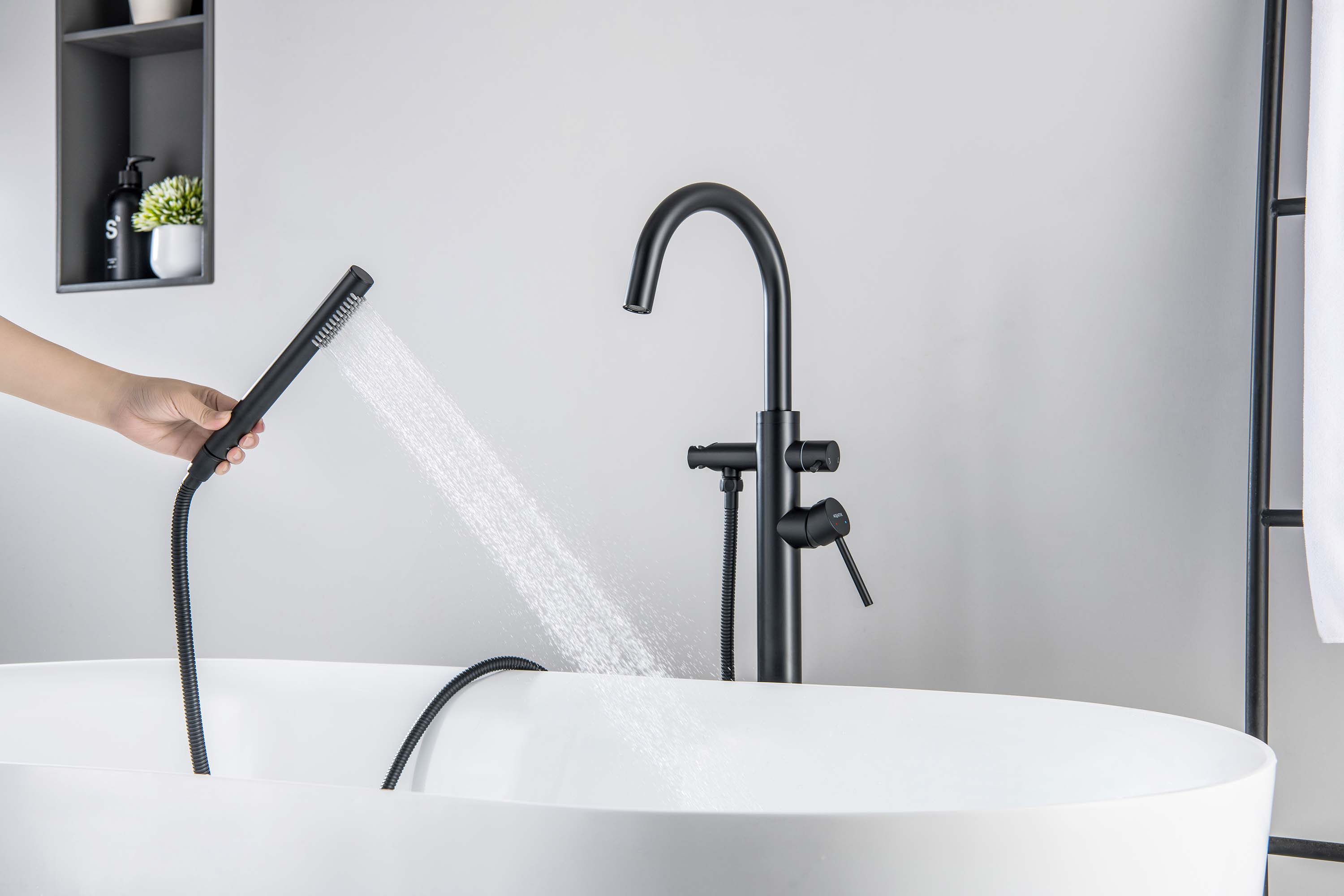 Смеситель Aquatek Европа AQ1345MB для ванны напольный