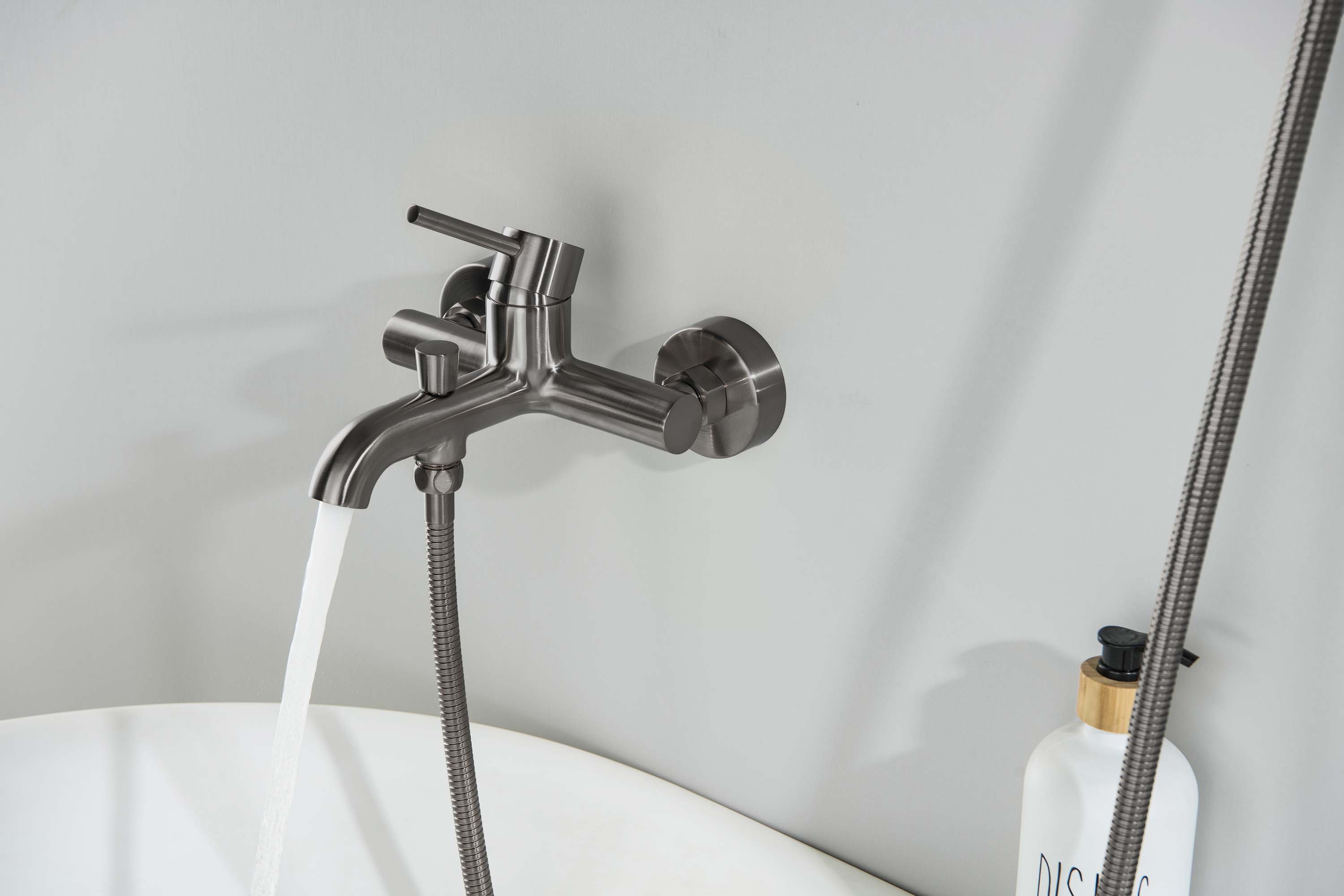 Смеситель для ванны с душевым набором Aquatek Европа AQ1349BGM