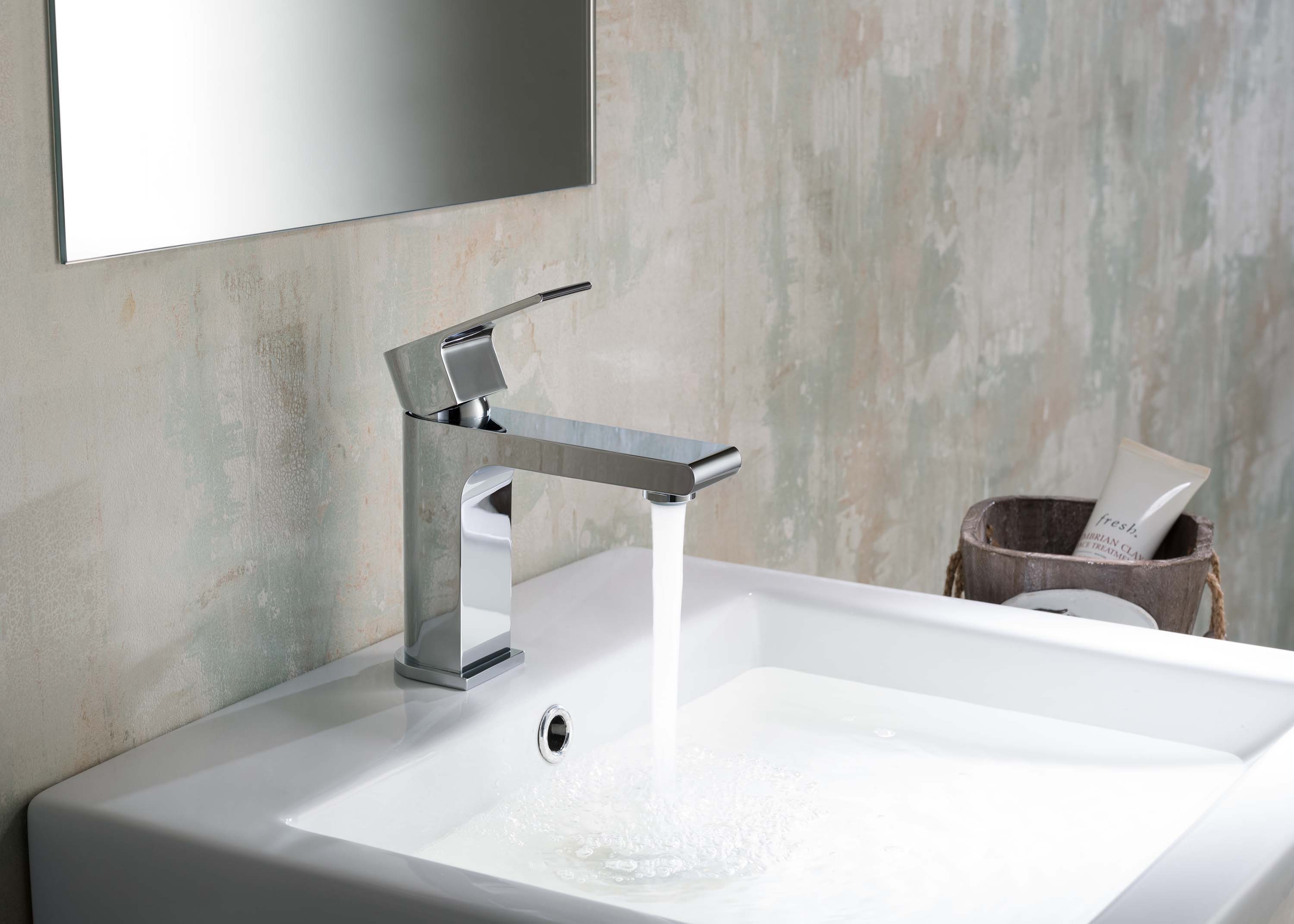 Смеситель Aquatek Лира AQ1410CR для раковины