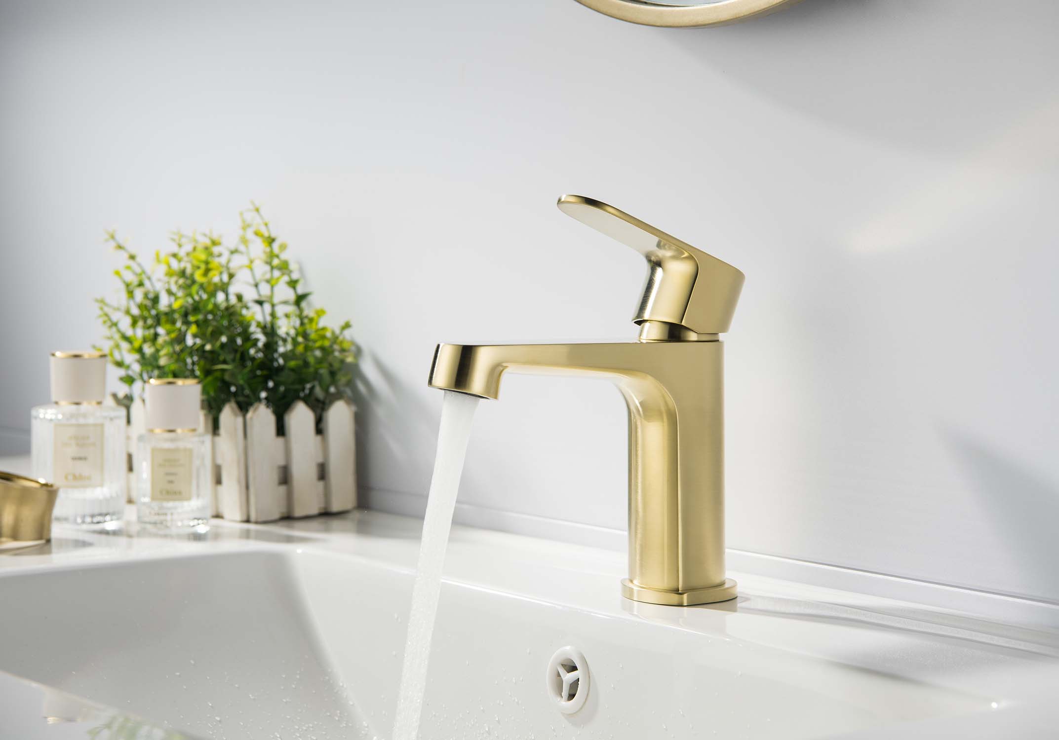 Смеситель Aquatek Оберон 98 AQ1210BG для раковины