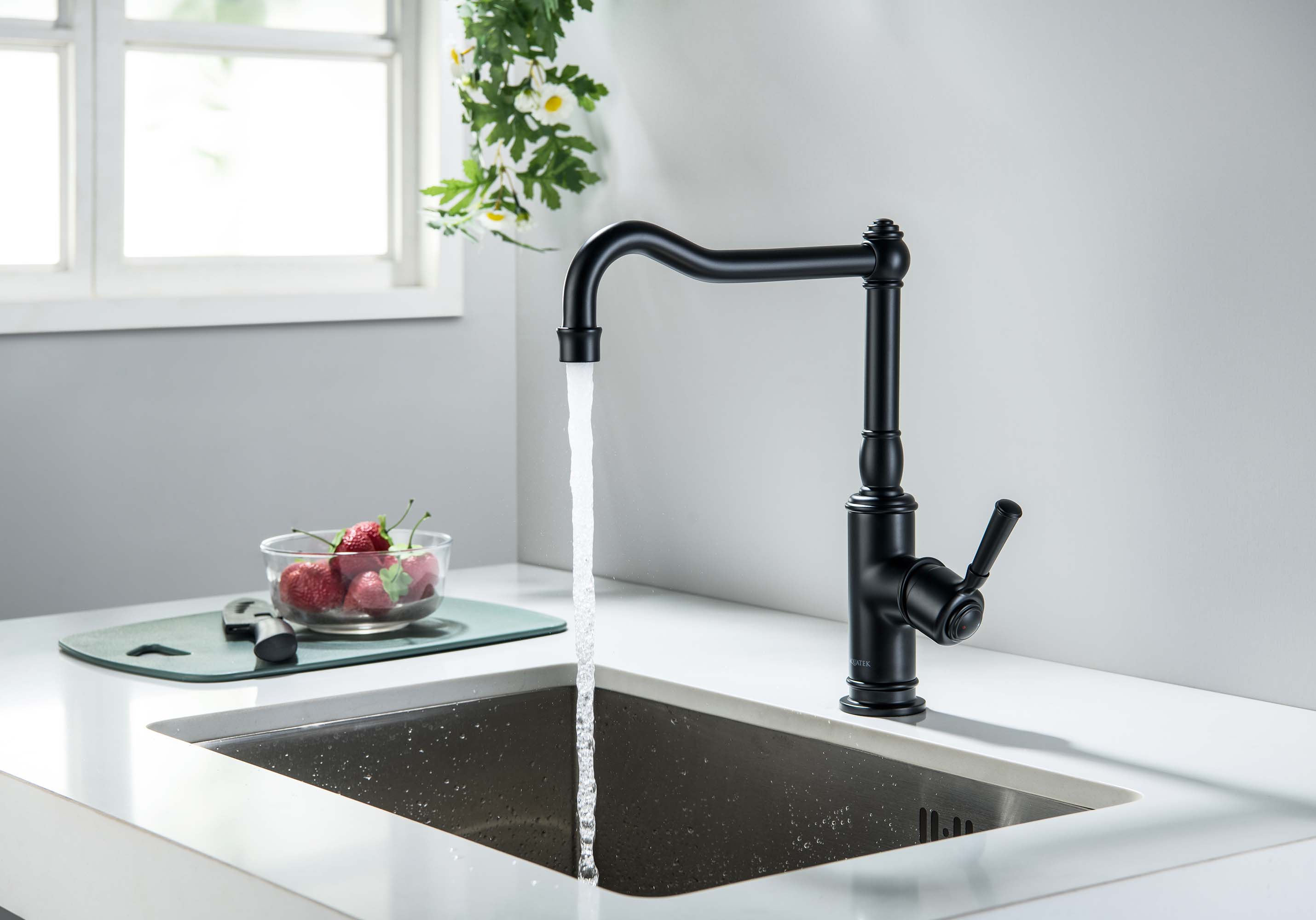 Смеситель Aquatek Классик AQ1580MB для кухни