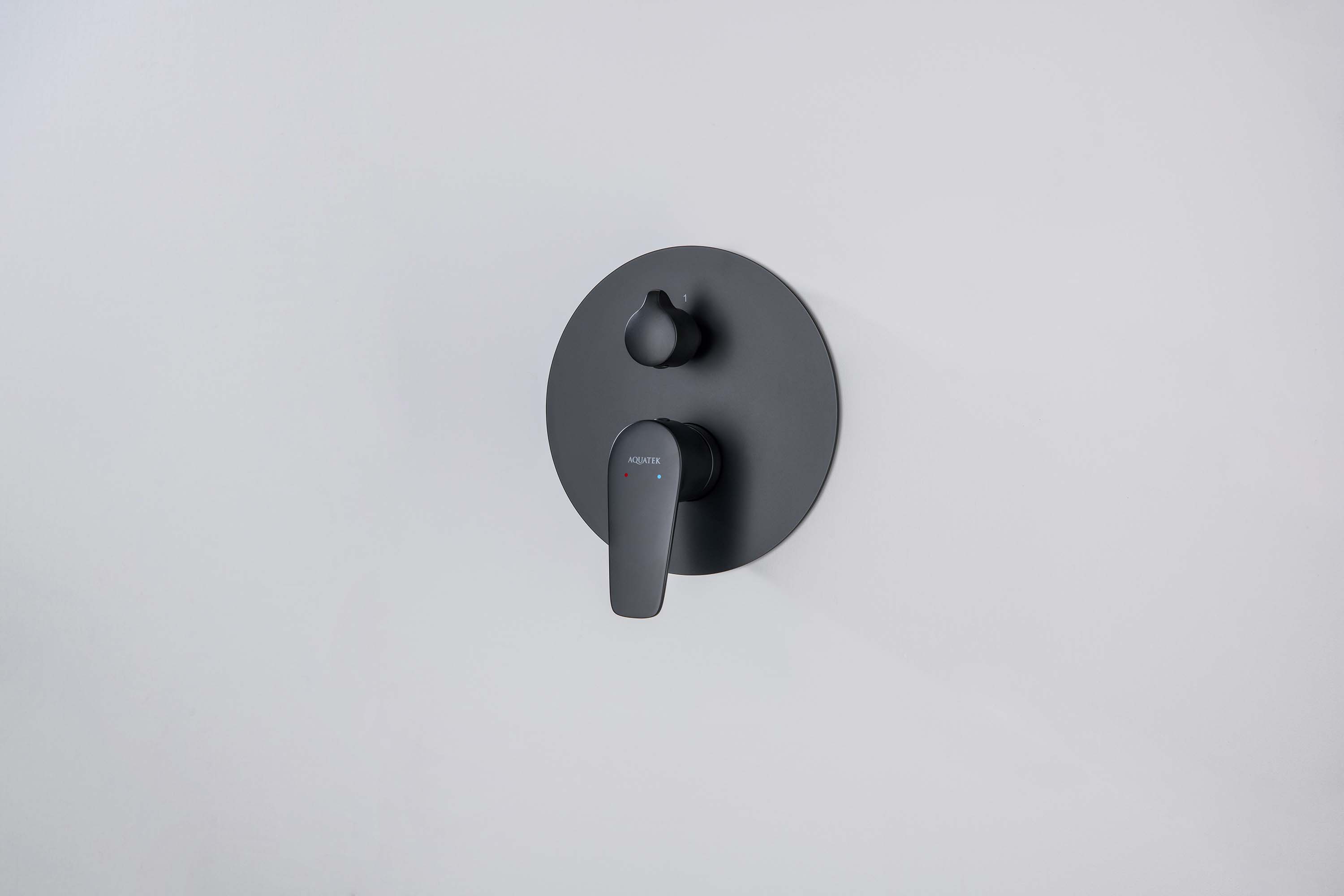 Set 3 в 1 душевой комплект Aquatek Бетта AQ1172MB