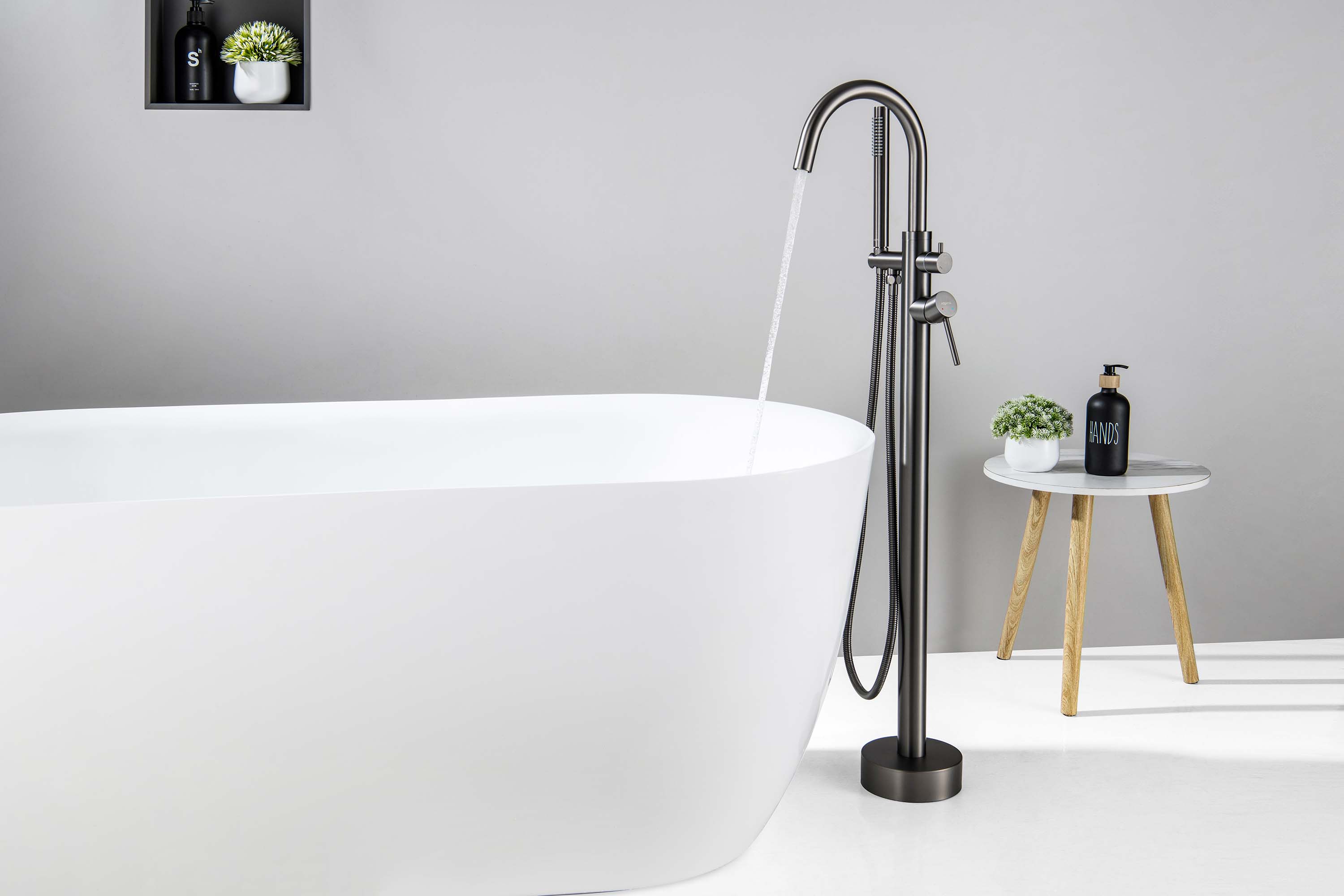 Смеситель Aquatek Европа AQ1345BGM для ванны напольный